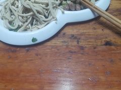 -杨记清芳牛肉拉面(京广路店)