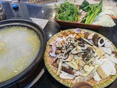 -草墩罗非鱼庄•野生菌•腊排骨(七星街上段店)