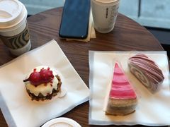 经典草莓千层蛋糕-星巴克(北京门头沟长安天街店)