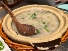 生滚牛肉粥-潮界(虹桥新天地店)