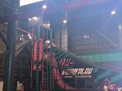 -极限PLAY运动娱乐新世界·团建派对潮玩休闲馆·室内蹦极高空游乐园