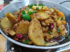 干锅土豆片-鱼乐岛餐厅·户外花园主题餐厅
