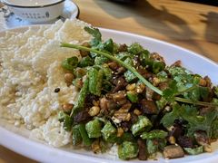 锅巴雪山牛肉-小厨子私房菜·云南美食店
