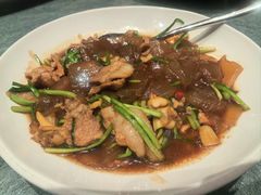-凤凰园烤鸭店·唐山菜·传承花椒肉(老唐丰路店)