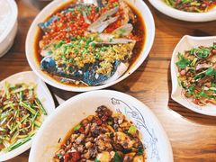 -贺记湘菜馆(东体育会路店)