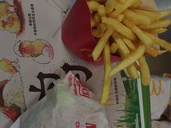 -麦当劳(徐汇漕溪北路百脑汇店)