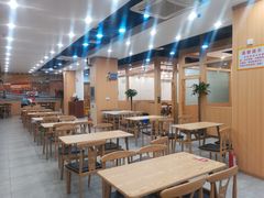 -江城燕子大排档(江汉路步行街店)