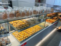 面包甜点陈列柜-纯坊佳哥手作(江汉路店)