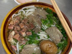 -花溪牛肉粉(八鸽岩店)
