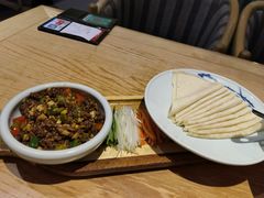 -荷花亭·湖北融合菜(十堰武商MALL店)