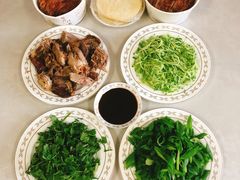 -恩燕北京烤鸭店(江苏路店)