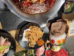 -湊湊火锅·茶憩(南京东路悦荟店)