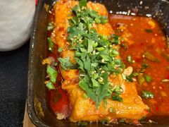 -辣尚瘾·烤鱼·新川菜(牡丹园直营店)