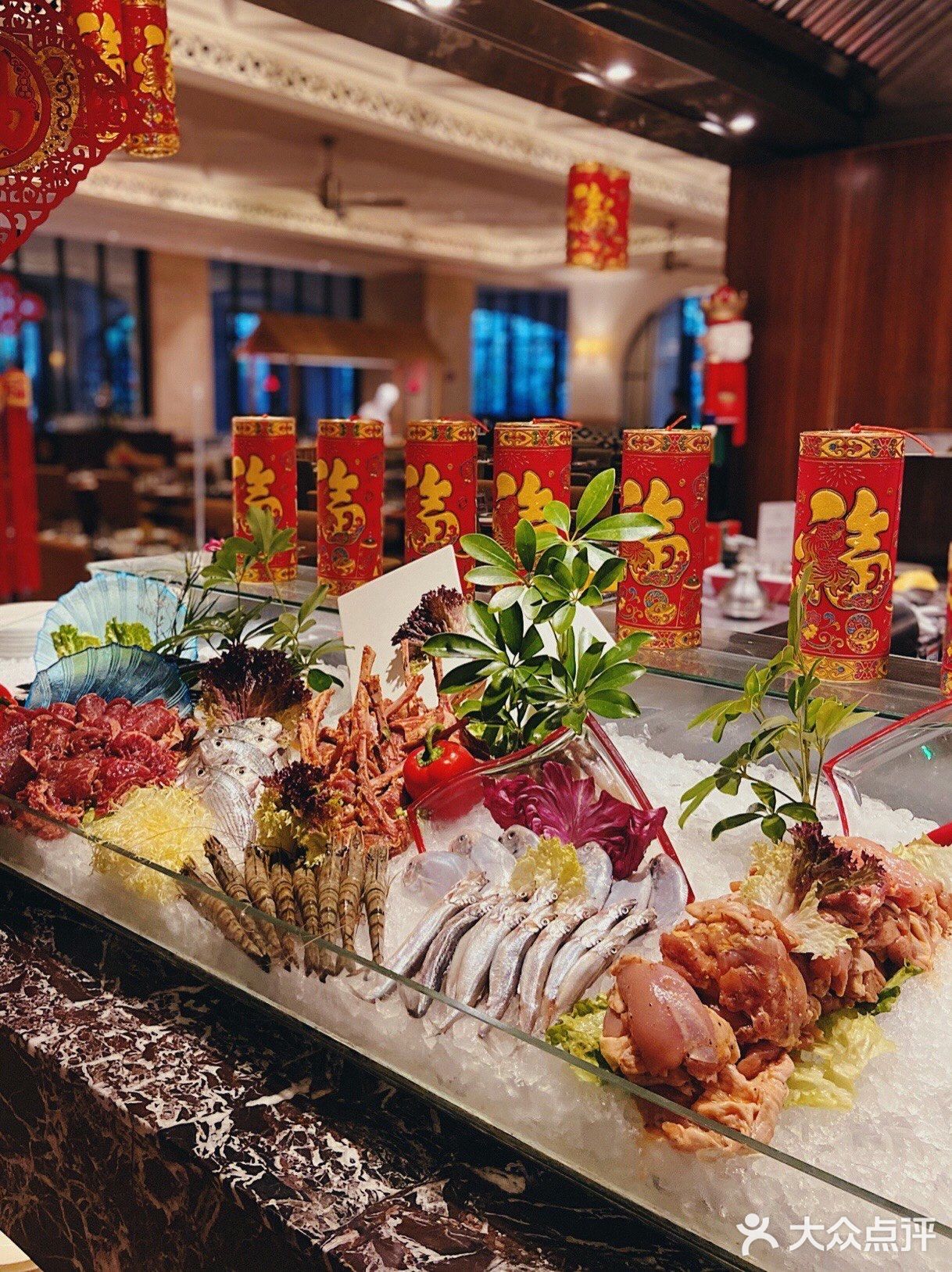 上百道菜的年夜饭你吃过吗？教你怎么用最少的钱得到最大的享受