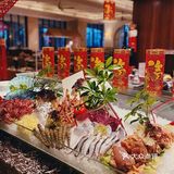 上百道菜的年夜饭你吃过吗？教你怎么用最少的钱得到最大的享受