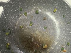 -牛吃草牛肉面(甬港南路店)