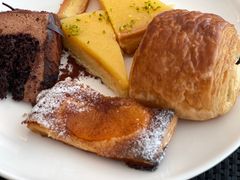 -圣丰索菲特·2 On 988 Café 自助餐厅