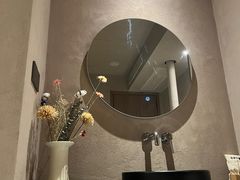 -灸春堂·艾灸·痛症·整脊连锁(之江银泰店)