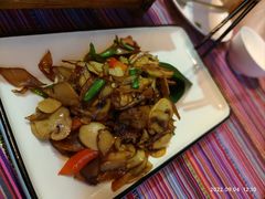 包烧杂菌-香巴拉云南餐厅(华莱坞店)