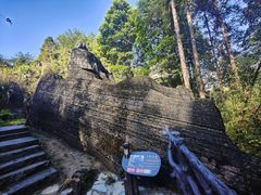 -梭布垭石林景区