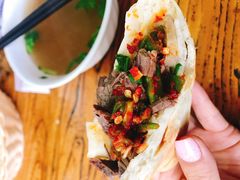 月牙烧饼-淳澄水盆羊肉