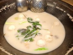 -陈大锅·岳阳鱼馆·地道岳阳菜(美食街店)