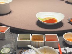 -左庭右院鲜牛肉火锅黑金店(陆家嘴中心店)