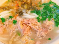 小锅米线-蝴蝶泉宾馆-中餐厅