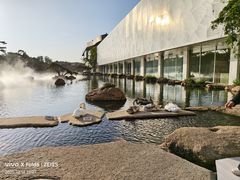 -罗红摄影艺术馆