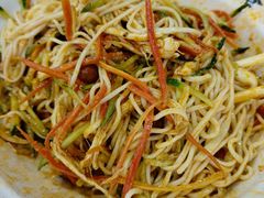 -牛一嘴·兰州牛肉面·大盘鸡(财富中心店)