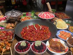 -萍姐火锅·公路夜市(武汉首店)