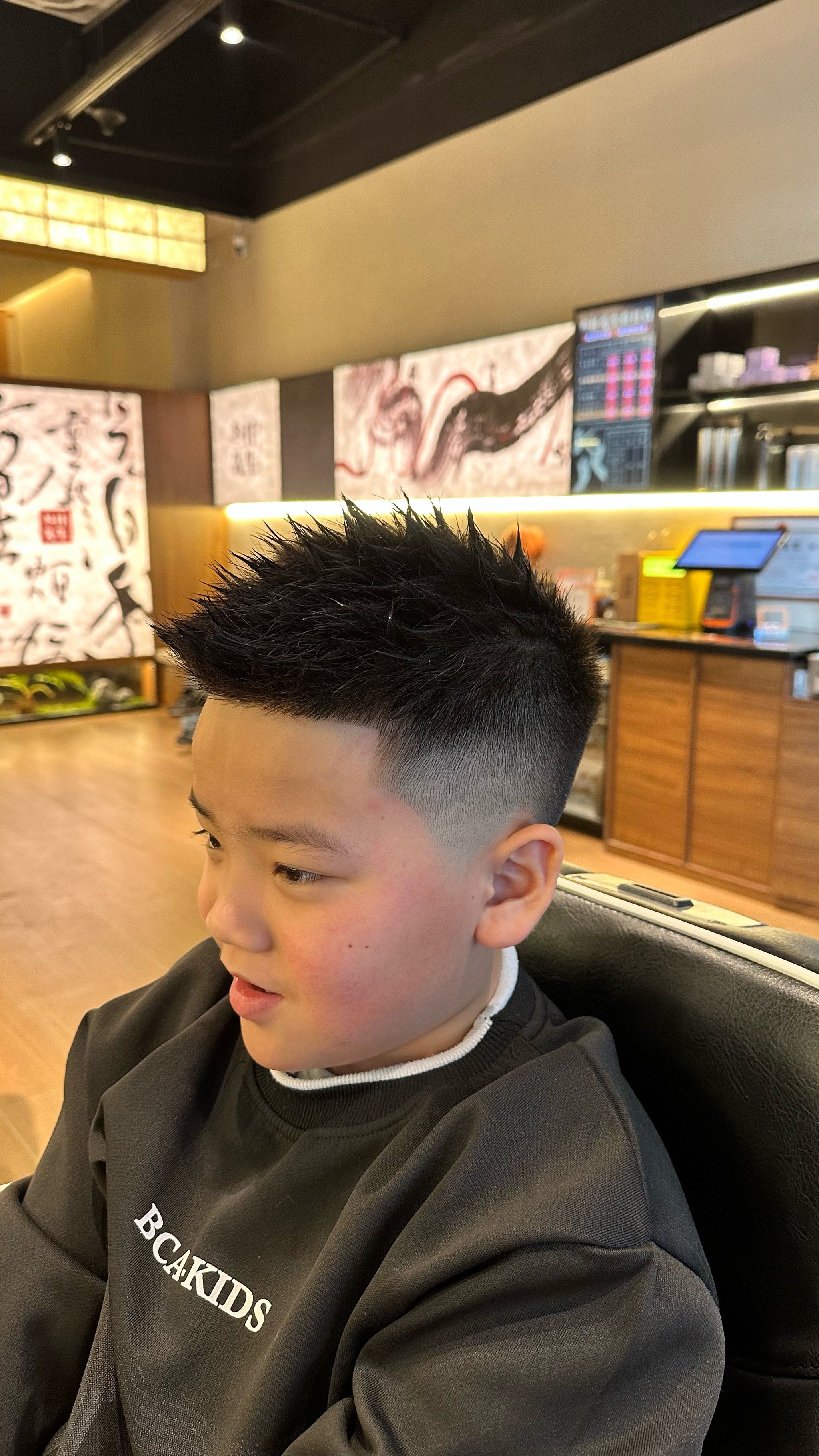 男孩子的个性发型