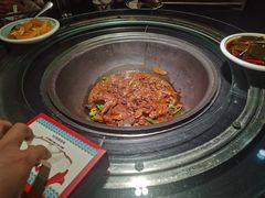 -挂旗柴锅鸡(蚌山区嘉年华店)