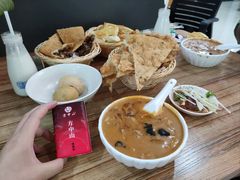 -方中山胡辣汤(顺河路店)