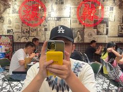 -何妹湿辣牛肉·粤式烧烤砂煲(桂雅路店)
