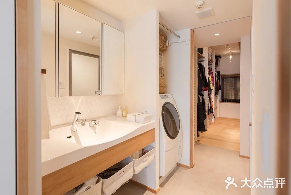 今日分享使空间连续，使其成为一个开放而悠闲的家