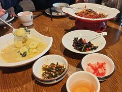 -湘力力小院·鱼汤泡饭(枫林路店)