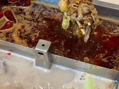 -皇城老妈·大连海鲜火锅(港湾店)