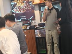 -观音桥步行街