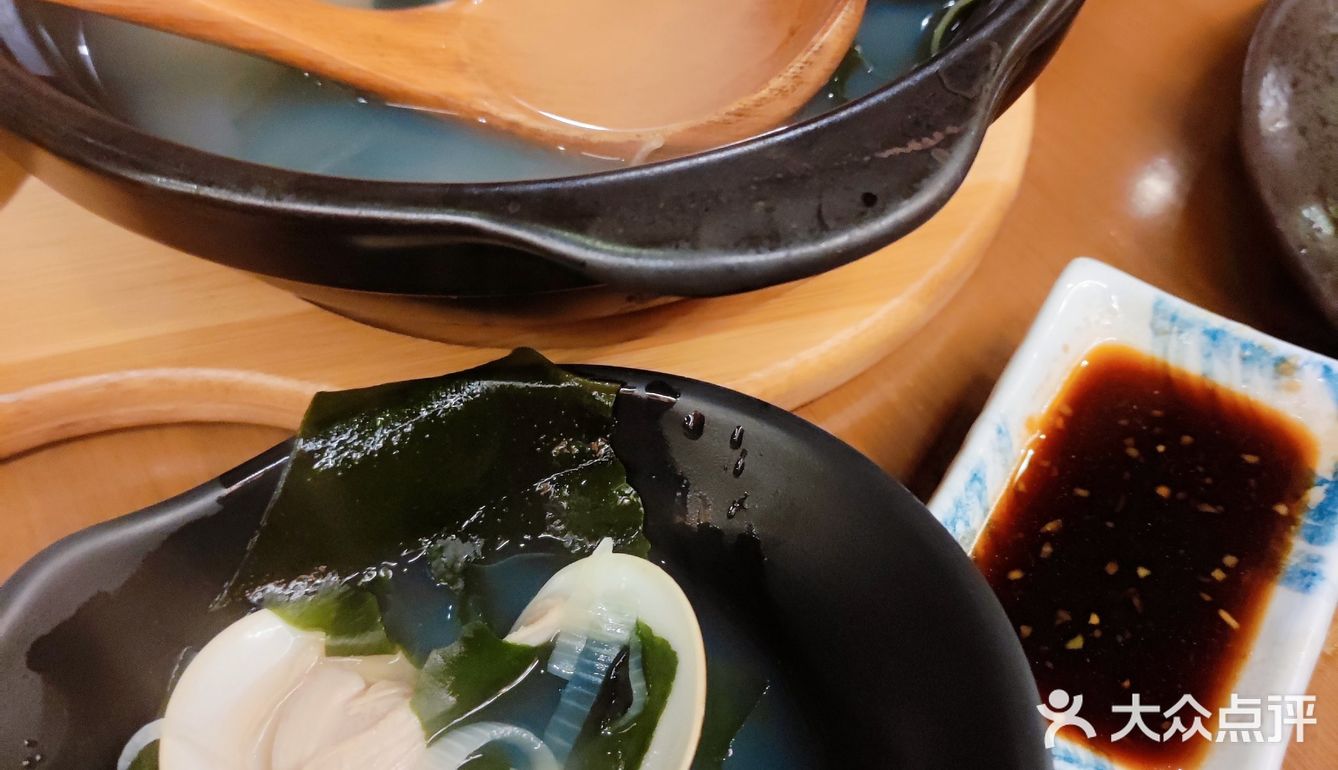 吃日料的周六，教白人吃散寿司