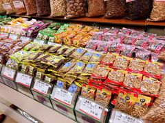 零售区-泰康食品(南京东路店)