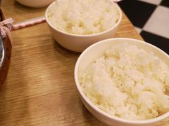 -愉肴麻辣香锅(中山路店)