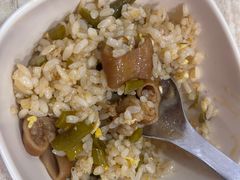 -老头爱马仕酸豇豆炒饭(丰富路店)