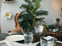 -ins森林童话餐厅coffee&bistro