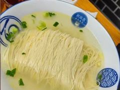 鸡汤银丝面-新万鑫银丝面·非遗无锡味(惠山古镇店)