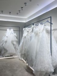 -Renee芮亦婚纱