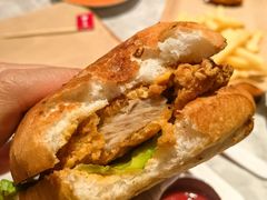 -必胜客(绿地新都会店)