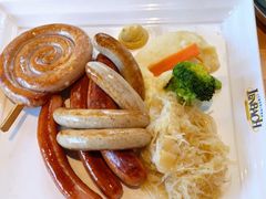 -LENBACH兰巴赫西餐啤酒坊(大连东港店)