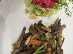 -鹏城人家海鲜酒家·23年老字号(较场尾店)