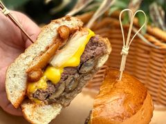 -LESCEDARS Brasserie Bistro香柏树